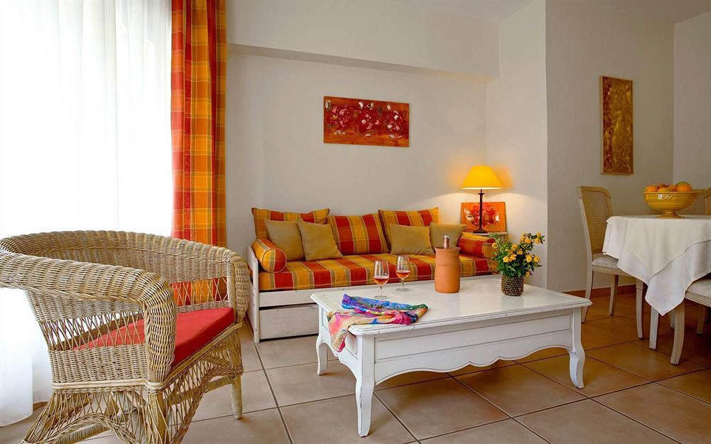 Hôtel Le Cottage Argelès-sur-Mer Esterno foto